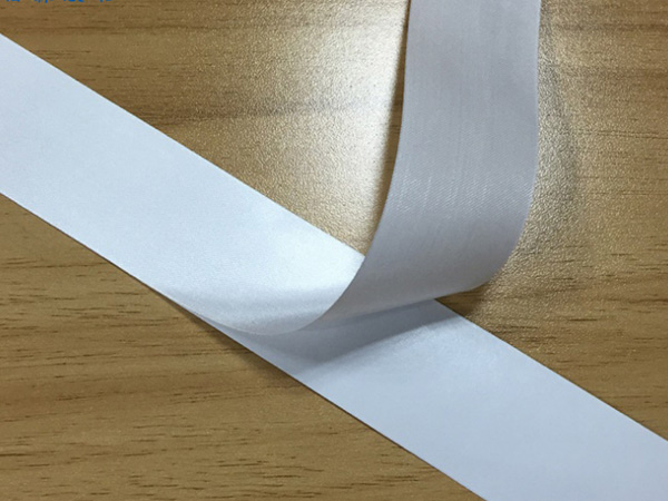 服裝裝飾（shì）色（sè）丁布（bù）背膠加工廠家生產